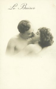 Kussend paar door French Photographer